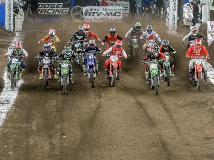 Monster Energy Supercross Futures at Nissan Stadium